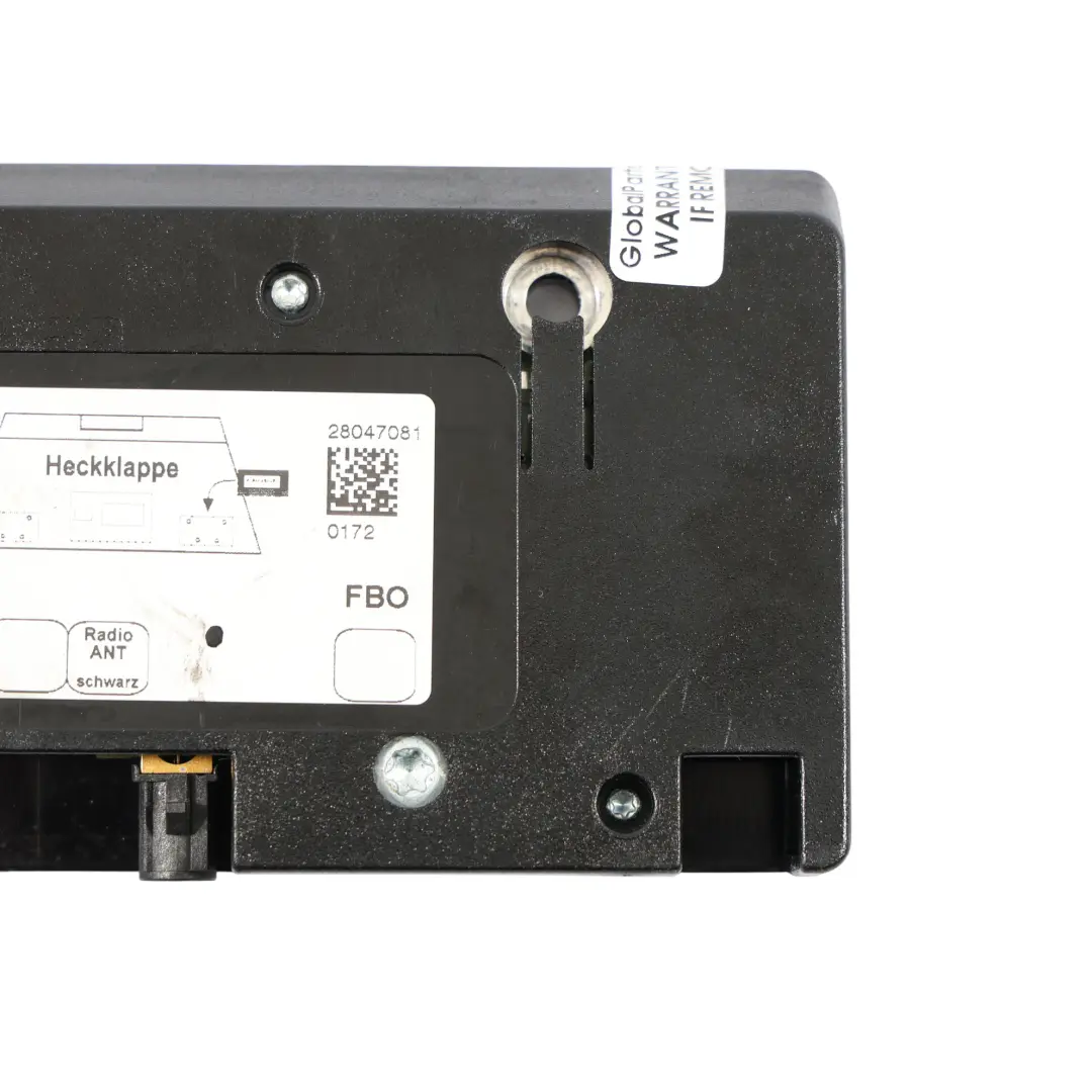 Aerial Antenna Amplifier Module to Audi A4 B7 with Part number 8H0035225R Audi A4 B7 Aerial Antenna Amplifier Module - SKU 8H0035225R - Part number 8H0035225R