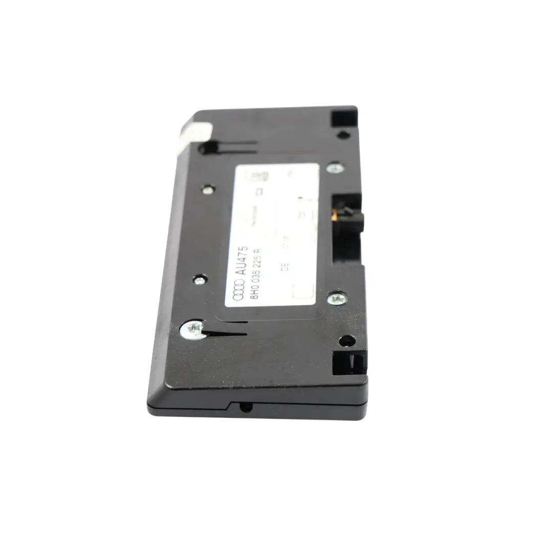 Antenne Antennenverstärker Modul für Audi A4 B7 mit Teilenummer 8H0035225R Audi A4 B7 Antenne Antennenverstärker Modul - SKU 8H0035225R - Teilenummer 8H0035225R