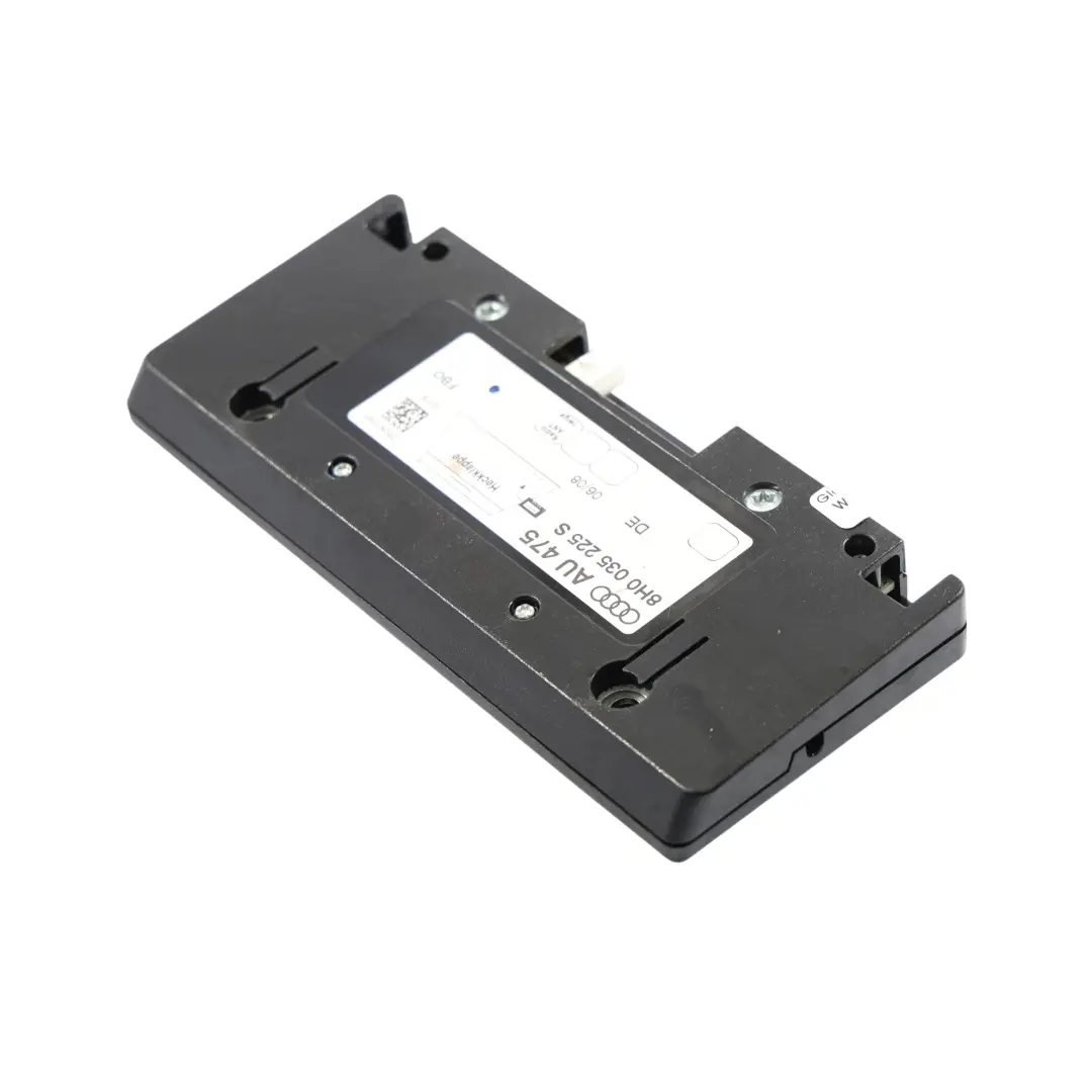 Antenne Antennen Verstärker Modul Links für Audi A4 B7 mit Teilenummer 8H0035225S Audi A4 B7 Antenne Antennen Verstärker Modul Links - SKU 8H0035225S - Teilenummer 8H0035225S