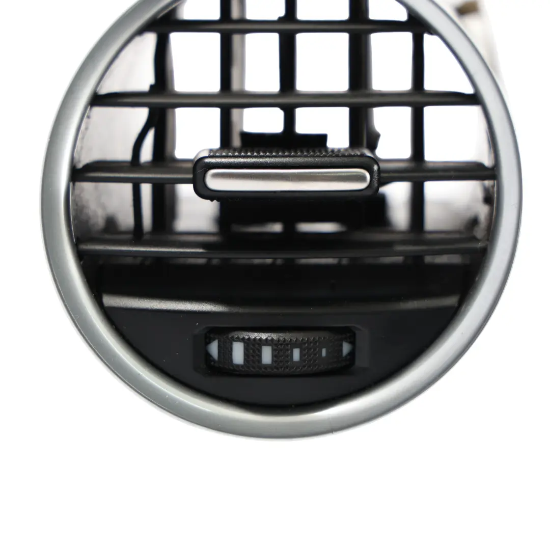 Grille De Ventilation Avant Gauche pour Audi A4 B7 à propos du numéro de pièce 8H0820901D Audi A4 B7 Grille De Ventilation Avant Gauche - SKU 8H0820901D - Numéro de pièce 8H0820901D