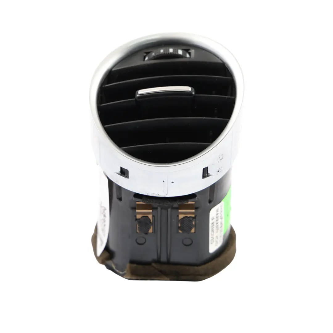 Salpicadero Rejilla Delantera Ventilación Boquilla para Audi A4 B7 con número de pieza 8H0820901D Audi A4 B7 Salpicadero Rejilla Delantera Ventilación Boquilla - SKU 8H0820901D - Número de pieza 8H0820901D