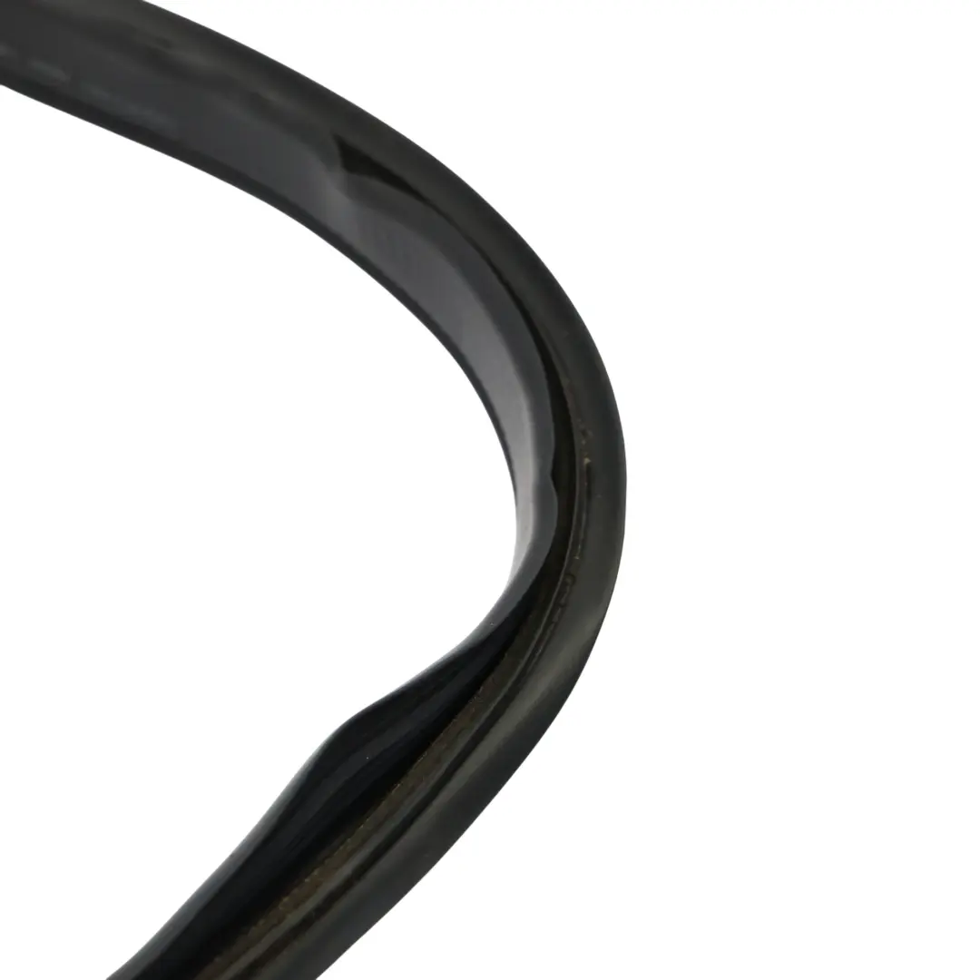 Joint Étanchéité Caoutchouc Compartiment Rangement Capot pour Audi A4 B7 à propos du numéro de pièce 8H0825397 Audi A4 B7 Joint Étanchéité Caoutchouc Compartiment Rangement Capot - SKU 8H0825397 - Numéro de pièce 8H0825397