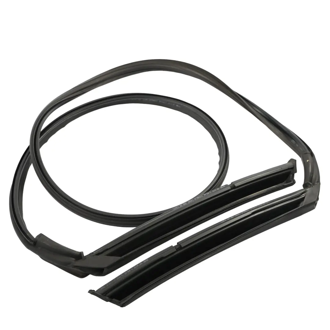 Dichtleiste Kofferraum Dichtung Heckklappe Hinten für Audi A4 B7 Cabrio mit Teilenummer 8H0845433C Audi A4 B7 Cabrio Dichtleiste Kofferraum Dichtung Heckklappe Hinten - SKU 8H0845433C - Teilenummer 8H0845433C