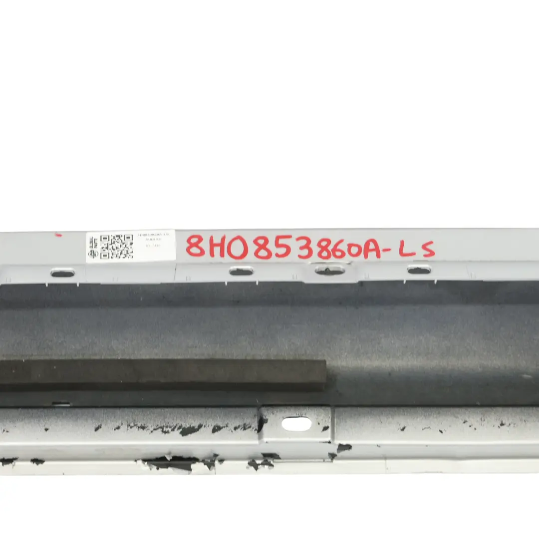 Gonna Laterale Copertura Soglia Porta Destra Light Silver - Y7W per Audi A4 B7 con numero di parte 8H0853860A Audi A4 B7 Gonna Laterale Copertura Soglia Porta Destra Light Silver - Y7W - SKU 8H0853860A-LS - Numero di parte 8H0853860A