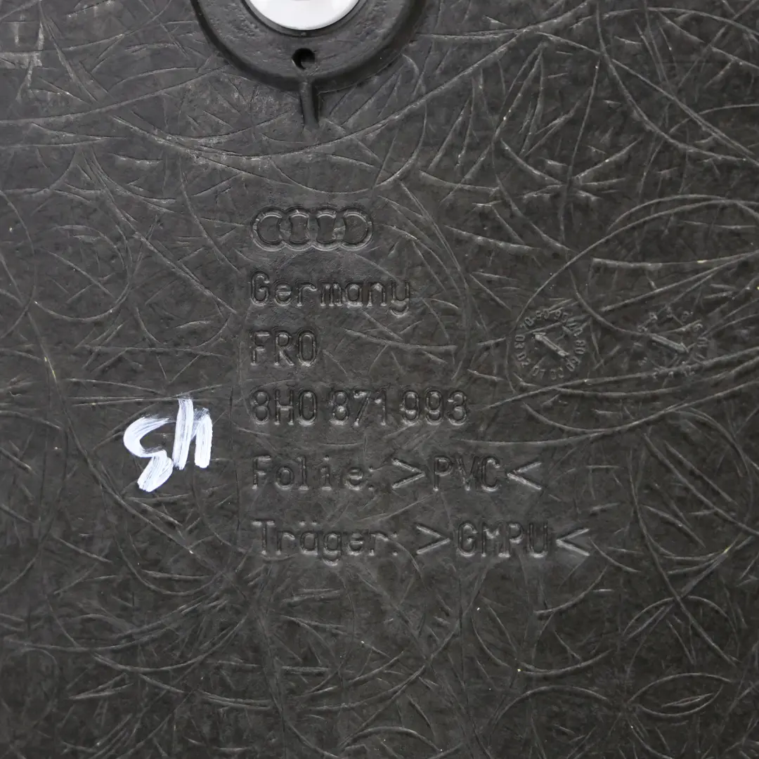 Tapa De Techo Trasera para Audi A4 B7 Cabrio con número de pieza 8H0867877 Audi A4 B7 Cabrio Tapa De Techo Trasera - SKU 8H0867877 - Número de pieza 8H0867877