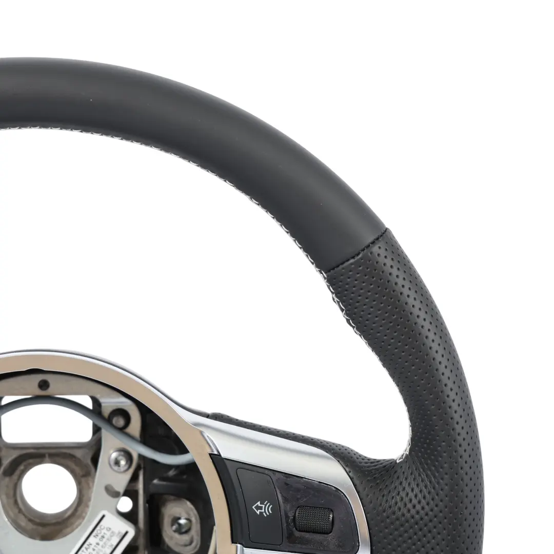 Audi A3 8P Volante NUOVO In Pelle Nera Fondo Piatto Filo Bianco - SKU 8J0419091G-1 - Numero di parte 8J0419091G