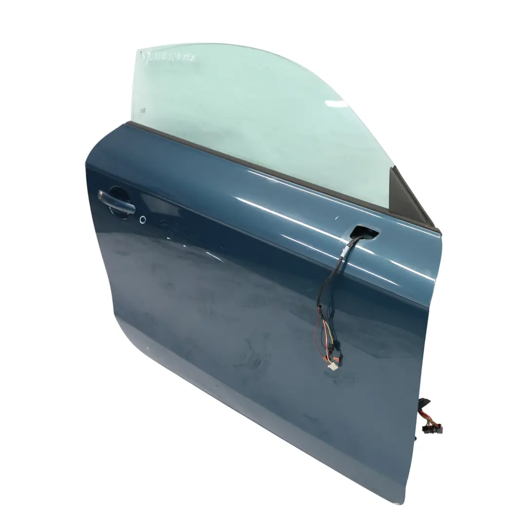 Tapa Puerta Delantera Derecha Petrol Blue Pearl Effect - X5Z para Audi TT 8J con número de pieza 8J0831052A Audi TT 8J Tapa Puerta Delantera Derecha Petrol Blue Pearl Effect - X5Z - SKU 8J0831052A-PEB - Número de pieza 8J0831052A