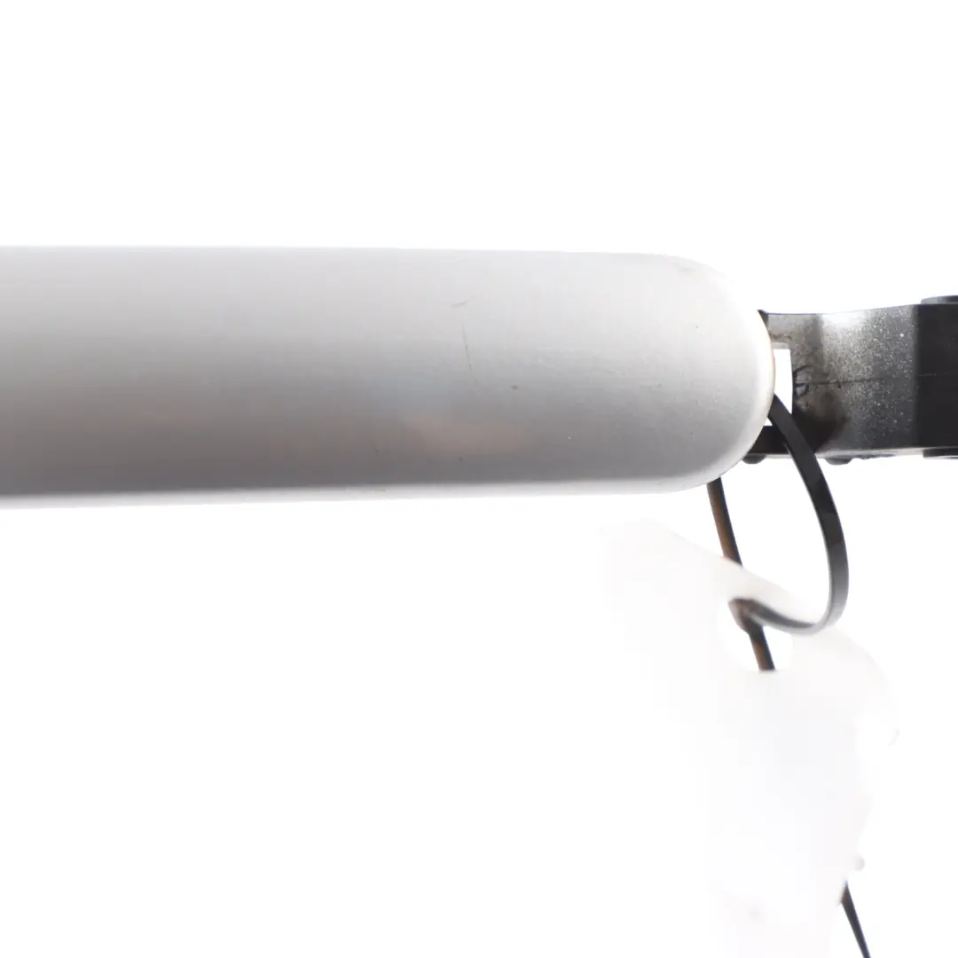 Exterior Door Handle Grab Front Right O/S Arrow Pearl Effect - Z7W to Audi TT 8J with Part number 8J0837205 Audi TT 8J Exterior Door Handle Grab Front Right O/S Arrow Pearl Effect - Z7W - SKU 8J0837205-AGR - Part number 8J0837205