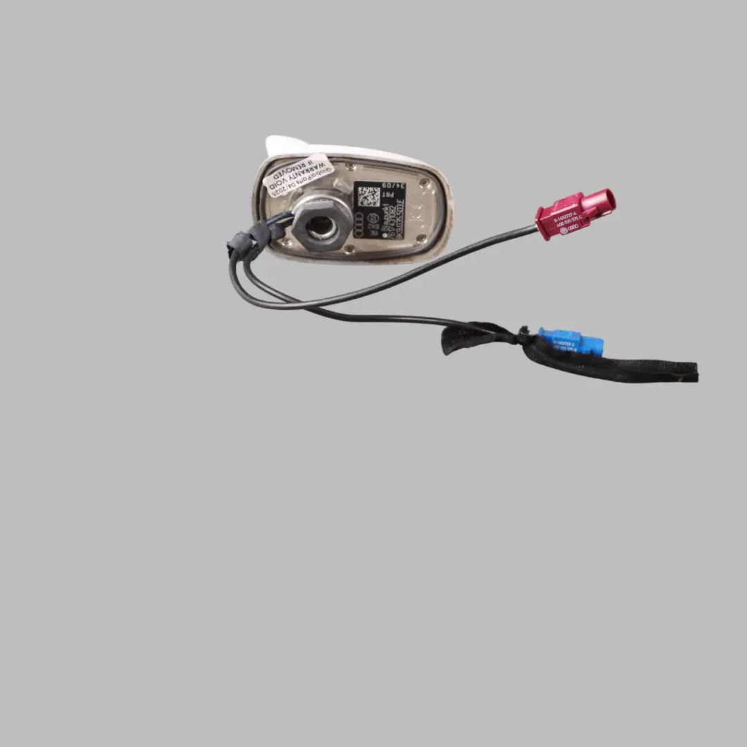 Roof Antenna Covering Shark Fin Ibis White - Y9C 8K9035503E to Audi A4 S4 B8 Avant with Part number 8K0035503E Audi A4 S4 B8 Avant Roof Antenna Covering Shark Fin Ibis White - Y9C 8K9035503E - SKU 8K9035503E-IWH - Part number 8K0035503E