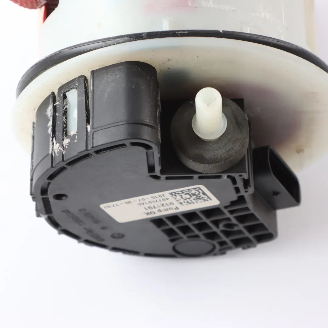 Audi A5 8T 2.0 TDI CSUB Ad Blue Pump Exhaust Emission Ad Tank Pump - SKU 8K0131969E - Part number 8K0131969E