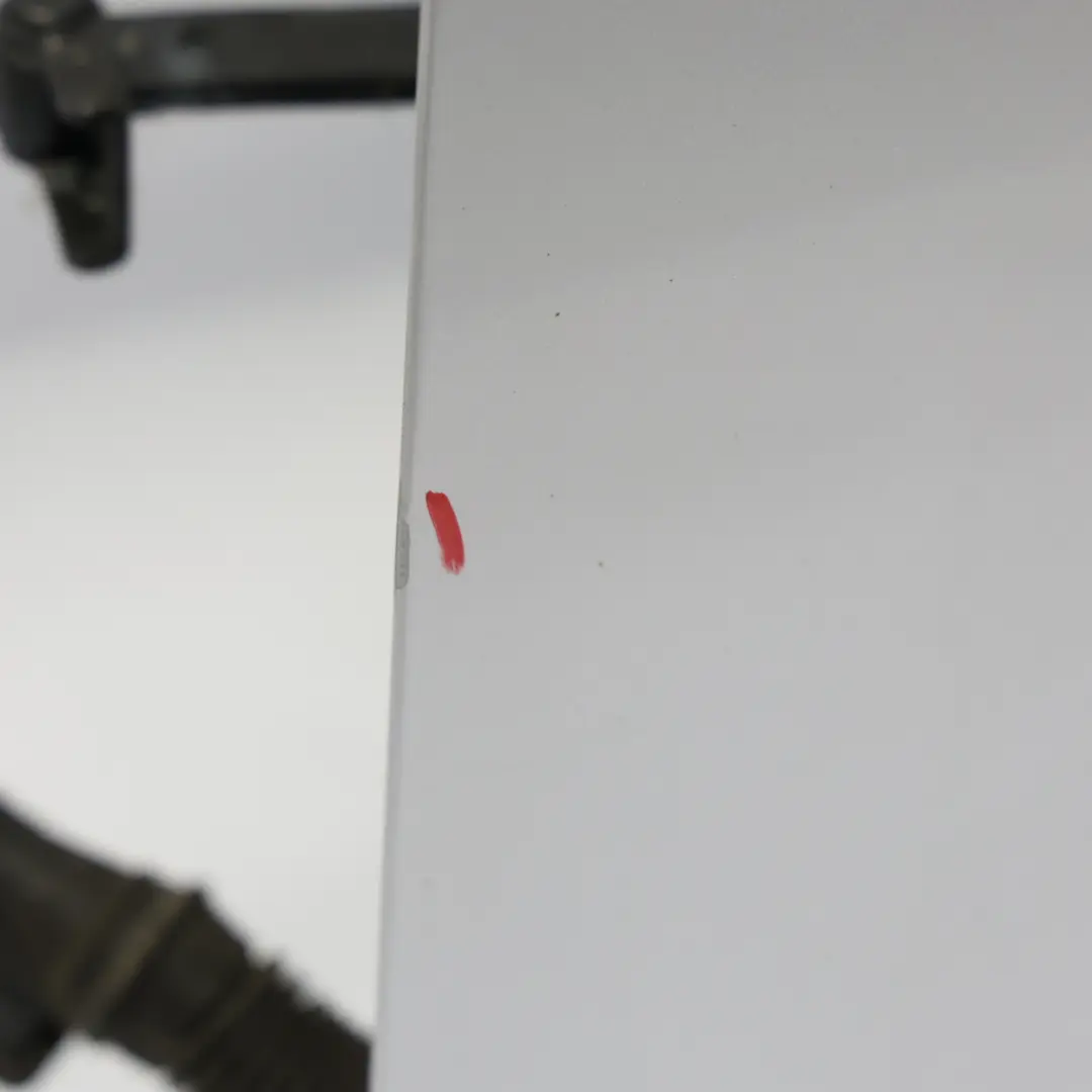 Gauche Ice Silver Metallic Argent - X7W pour Audi A4 B8 Porte Avant à propos du numéro de pièce 8K0831051J Audi A4 B8 Porte Avant Gauche Ice Silver Metallic Argent - X7W - SKU 8K0831051J-ICS1 - Numéro de pièce 8K0831051J