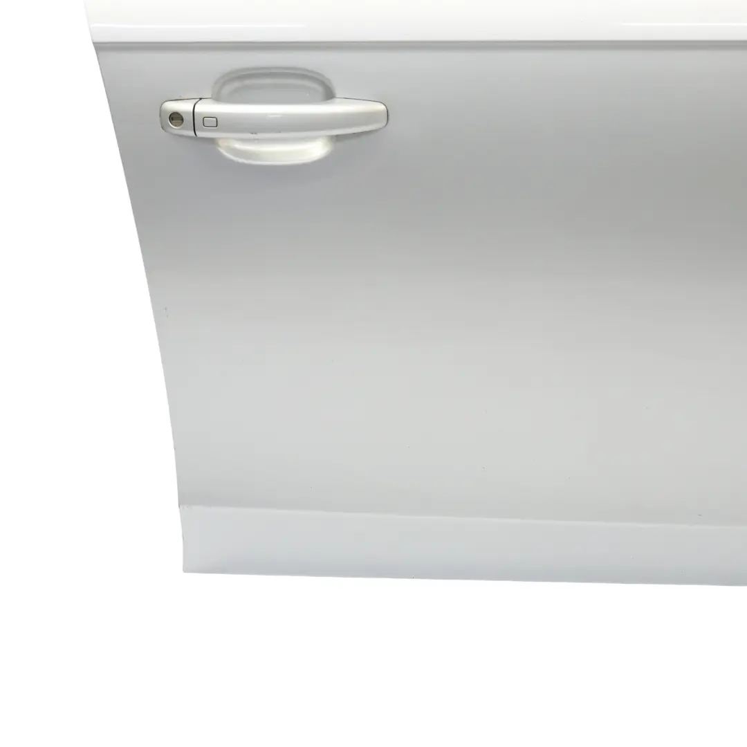 Puerta Delantera Derecha Ice Silver Metallic - X7W para Audi A4 B8 con número de pieza 8K0831052J Audi A4 B8 Puerta Delantera Derecha Ice Silver Metallic - X7W - SKU 8K0831052J-ICS1 - Número de pieza 8K0831052J