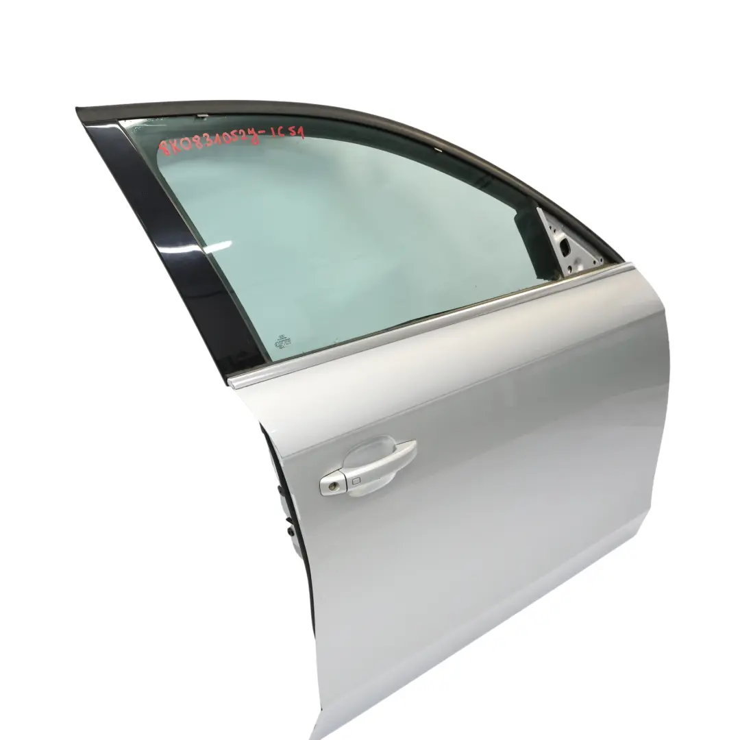 Drzwi Przednie Prawe Ice Silver Srebrny Metalik - X7W do Audi A4 B8 o numerze 8K0831052J Audi A4 B8 Drzwi Przednie Prawe Ice Silver Srebrny Metalik - X7W - SKU 8K0831052J-ICS1 - Numer Części 8K0831052J