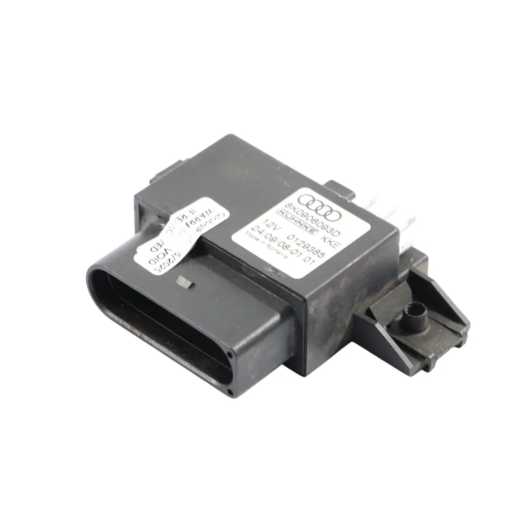 CDNC Moduł Sterownik Pompy Paliwa ECU do Audi A5 8T 2.0 TFSI o numerze 8K0906093D Audi A5 8T 2.0 TFSI CDNC Moduł Sterownik Pompy Paliwa ECU - SKU 8K0906093D - Numer Części 8K0906093D