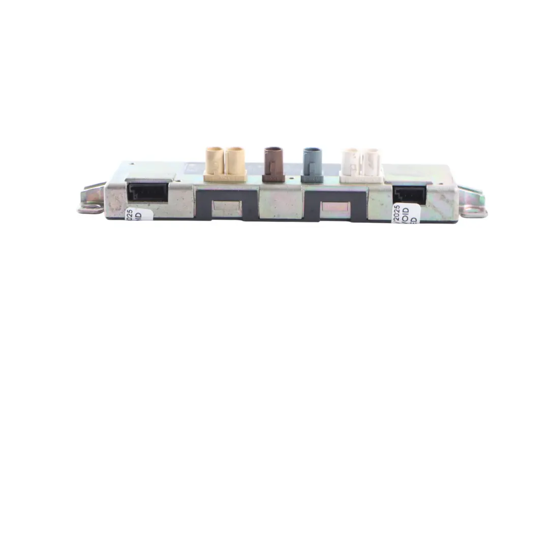 Antenna Amplifier Aerial Module Control Unit Left N/S to Audi S4 B8 with Part number 8K9035225M Audi S4 B8 Antenna Amplifier Aerial Module Control Unit Left N/S - SKU 8K9035225M - Part number 8K9035225M
