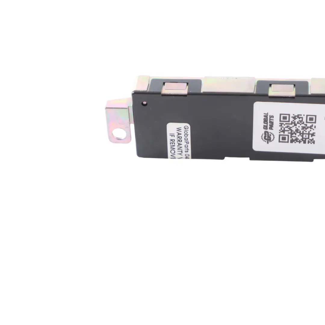 Antenna Amplifier Aerial Module Control Unit Left N/S to Audi S4 B8 with Part number 8K9035225M Audi S4 B8 Antenna Amplifier Aerial Module Control Unit Left N/S - SKU 8K9035225M - Part number 8K9035225M