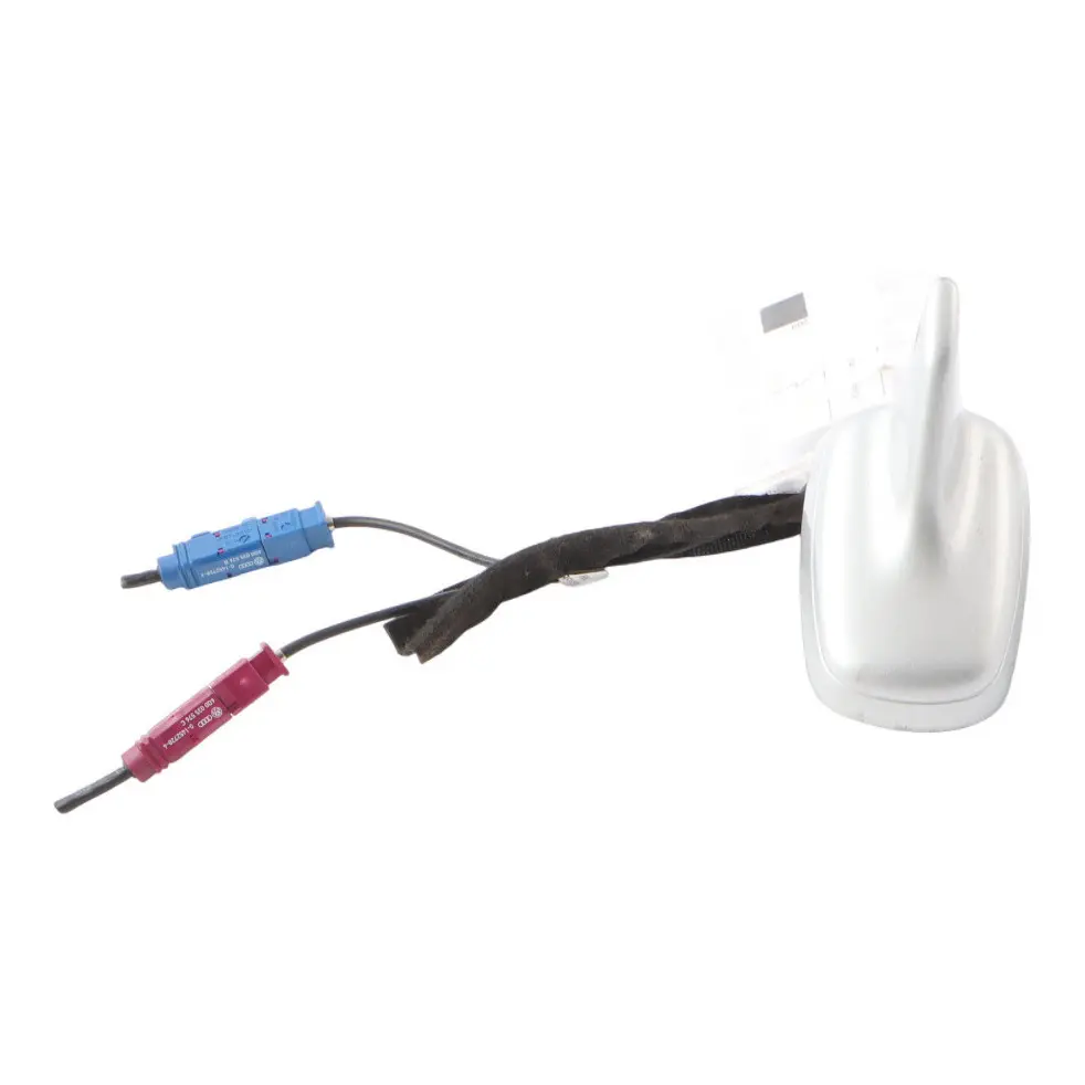 Roof Antenna Shark Fin Ice Silver Metallic - X7W to Audi A4 S4 B8 Avant with Part number 8K9035503E Audi A4 S4 B8 Avant Roof Antenna Shark Fin Ice Silver Metallic - X7W - SKU 8K9035503E-ICS - Part number 8K9035503E