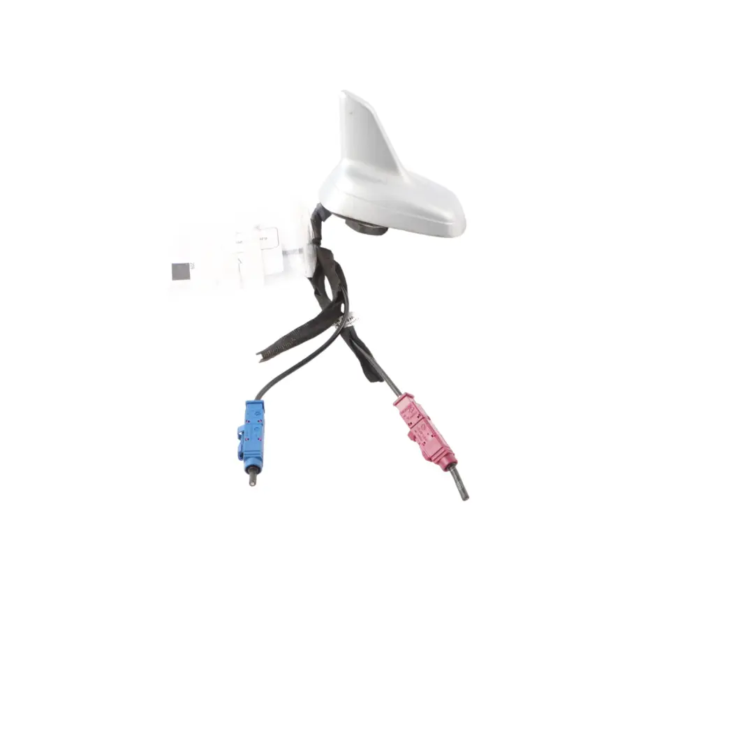 Roof Antenna Shark Fin Ice Silver Metallic - X7W to Audi A4 S4 B8 Avant with Part number 8K9035503E Audi A4 S4 B8 Avant Roof Antenna Shark Fin Ice Silver Metallic - X7W - SKU 8K9035503E-ICS - Part number 8K9035503E