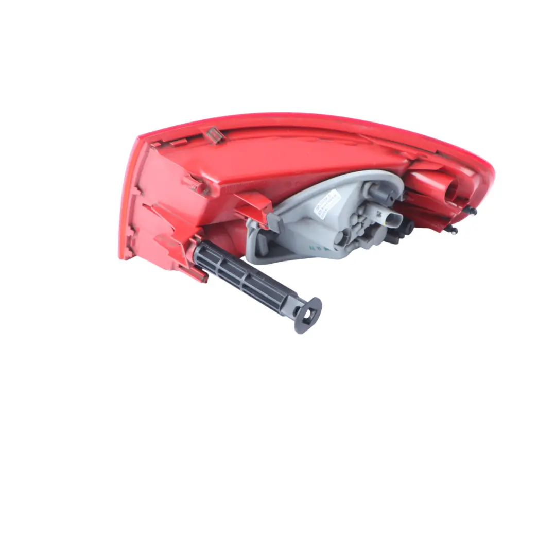 Taillight Rear Outer Lamp Left N/S to Audi A4 S4 B8 Avant with Part number 8K9945095B Audi A4 S4 B8 Avant Taillight Rear Outer Lamp Left N/S - SKU 8K9945095B - Part number 8K9945095B