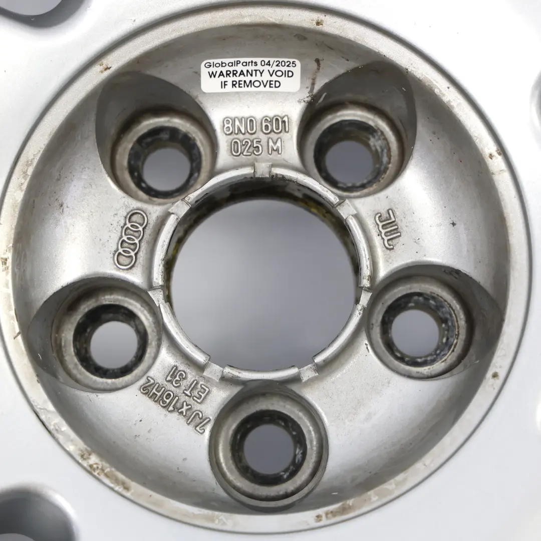 Mk1 TT 8N Jante En Alliage Argenté 16" 7J ET:31 7 Branches pour Audi à propos du numéro de pièce 8N0601025M Audi Mk1 TT 8N Jante En Alliage Argenté 16" 7J ET:31 7 Branches - SKU 8N0601025M-1 - Numéro de pièce 8N0601025M