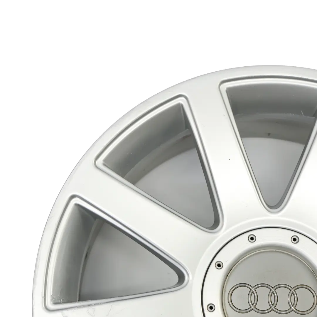 Mk1 8N TT Srebrna Felga Aluminiowa 18" 8J ET:33 do Audi o numerze 8N0601025S Audi Mk1 8N TT Srebrna Felga Aluminiowa 18" 8J ET:33 - SKU 8N0601025S-2 - Numer Części 8N0601025S