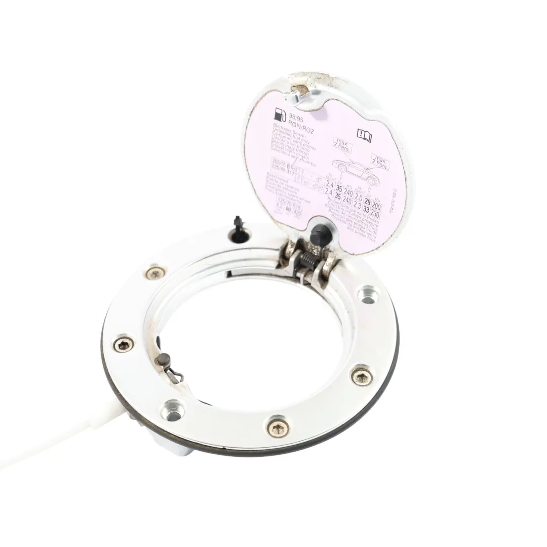 8N Carburante Riempimento Sportello Apertura Tappo Alluminio per Audi TT con numero di parte 8N0809905C Audi TT 8N Carburante Riempimento Sportello Apertura Tappo Alluminio - SKU 8N0809905C-1 - Numero di parte 8N0809905C