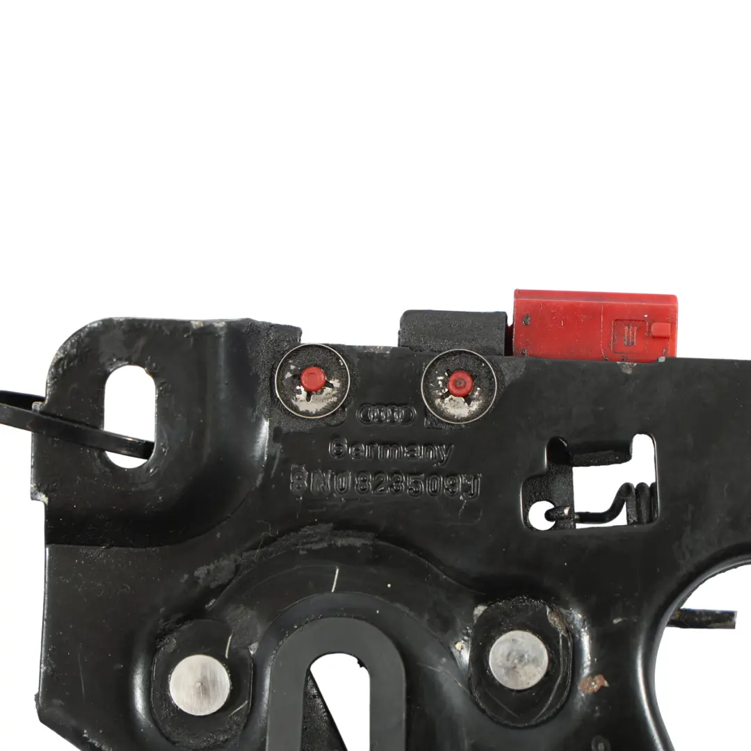 8N Anteriore Cofano Motore Cofano Motore Fermo Blocco per Audi TT con numero di parte 8N0823509J Audi TT 8N Anteriore Cofano Motore Cofano Motore Fermo Blocco - SKU 8N0823509J - Numero di parte 8N0823509J