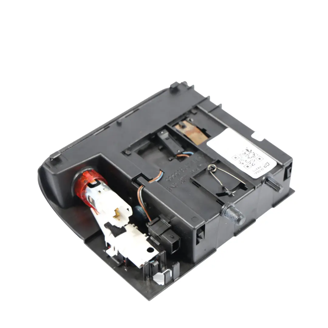 Audi TT 8N Console Centrale Portacenere Presa Sigaretta Plug - SKU 8N0857951A - Numero di parte 8N0857951A