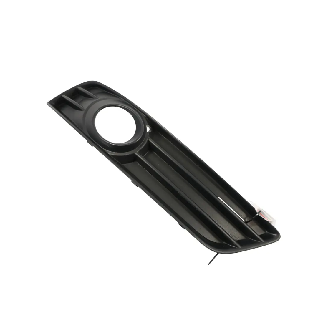 Nebelscheinwerfer Abdeckung Front Stoßstange Kühlergrill für Audi A3 8P mit Teilenummer 8P0807681F Audi A3 8P Nebelscheinwerfer Abdeckung Front Stoßstange Kühlergrill - SKU 8P0807681F - Teilenummer 8P0807681F