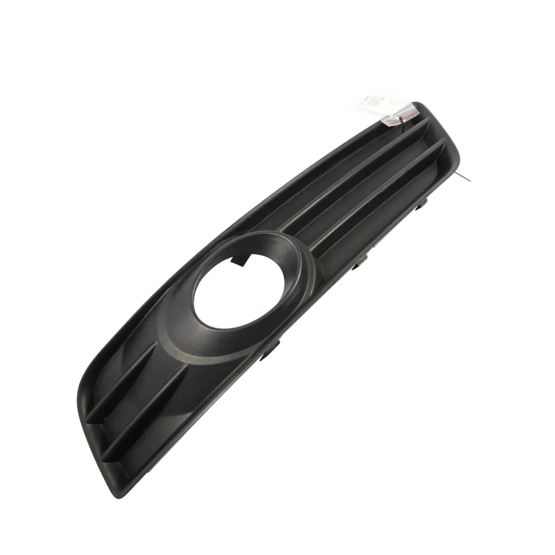 Audi A3 8P Cache Antibrouillard Avant Gauche Garniture Calandre - SKU 8P0807681F - Numéro de pièce 8P0807681F