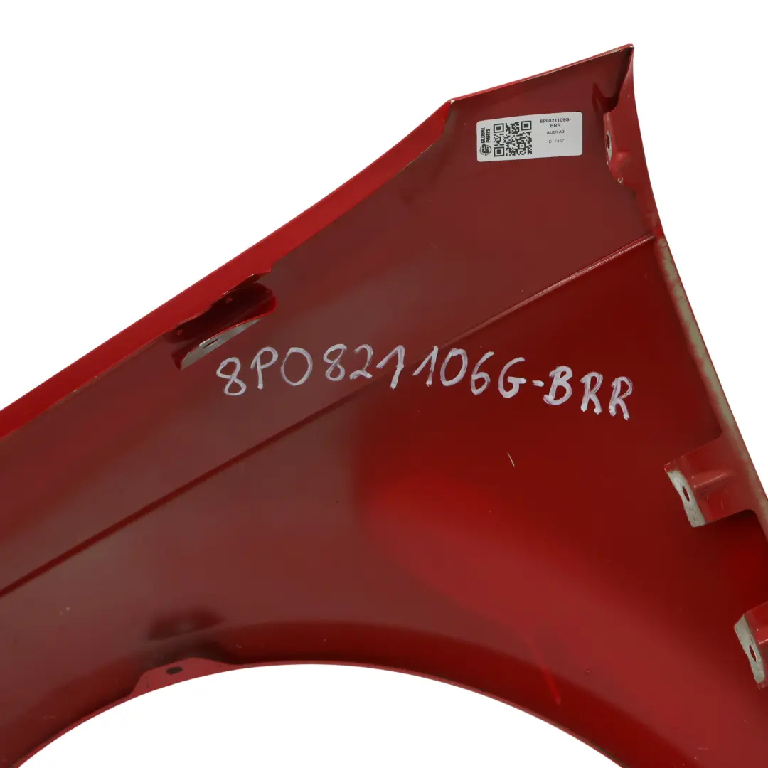 Błotnik Prawy Przedni Brilliant Red Czerwony - Y3J do Audi A3 8P o numerze 8P0821106G Audi A3 8P Błotnik Prawy Przedni Brilliant Red Czerwony - Y3J - SKU 8P0821106G-BRR - Numer Części 8P0821106G