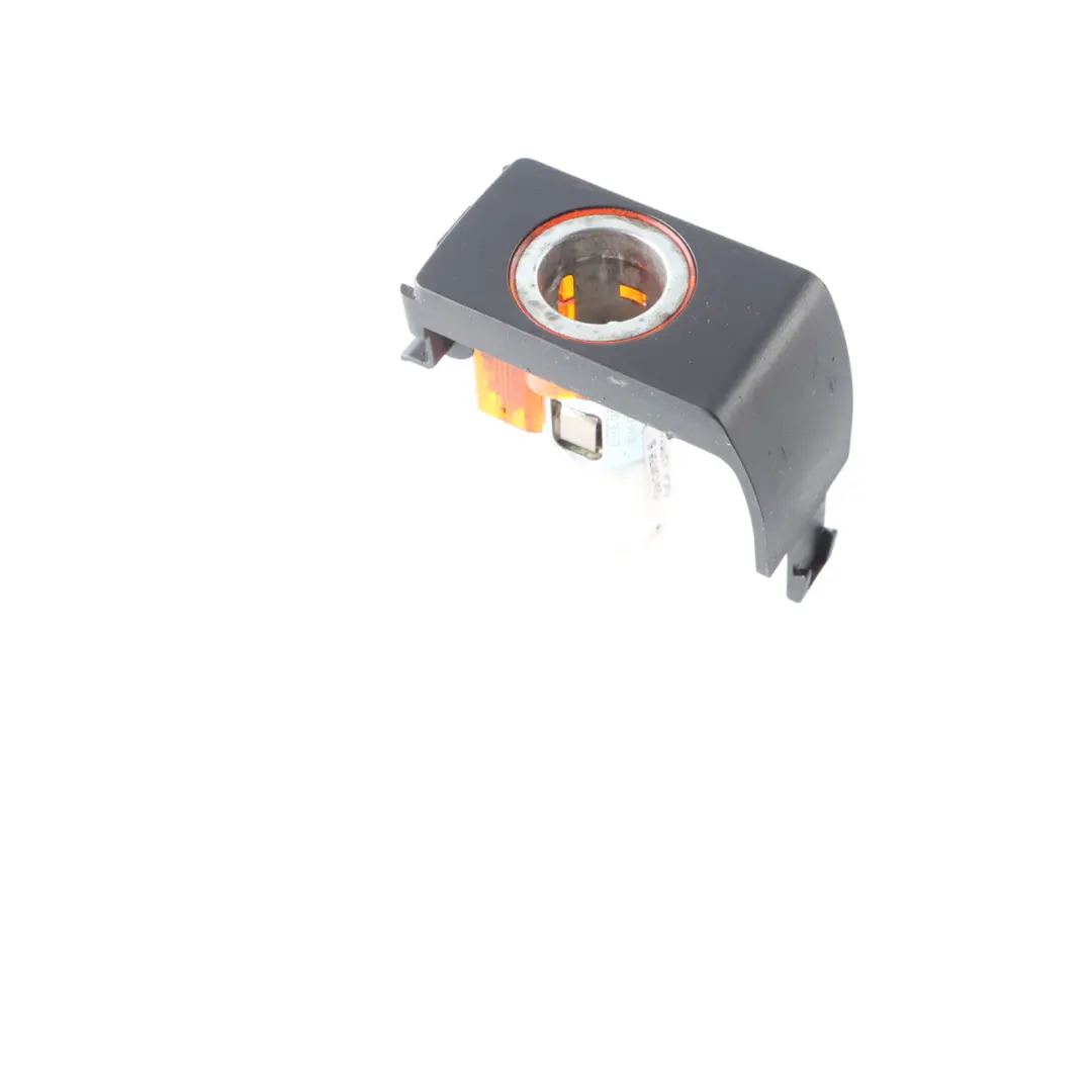 Consola Central Toma De Mechero para Audi S3 8P con número de pieza 8P0863387D Audi S3 8P Consola Central Toma De Mechero - SKU 8P0863387D - Número de pieza 8P0863387D