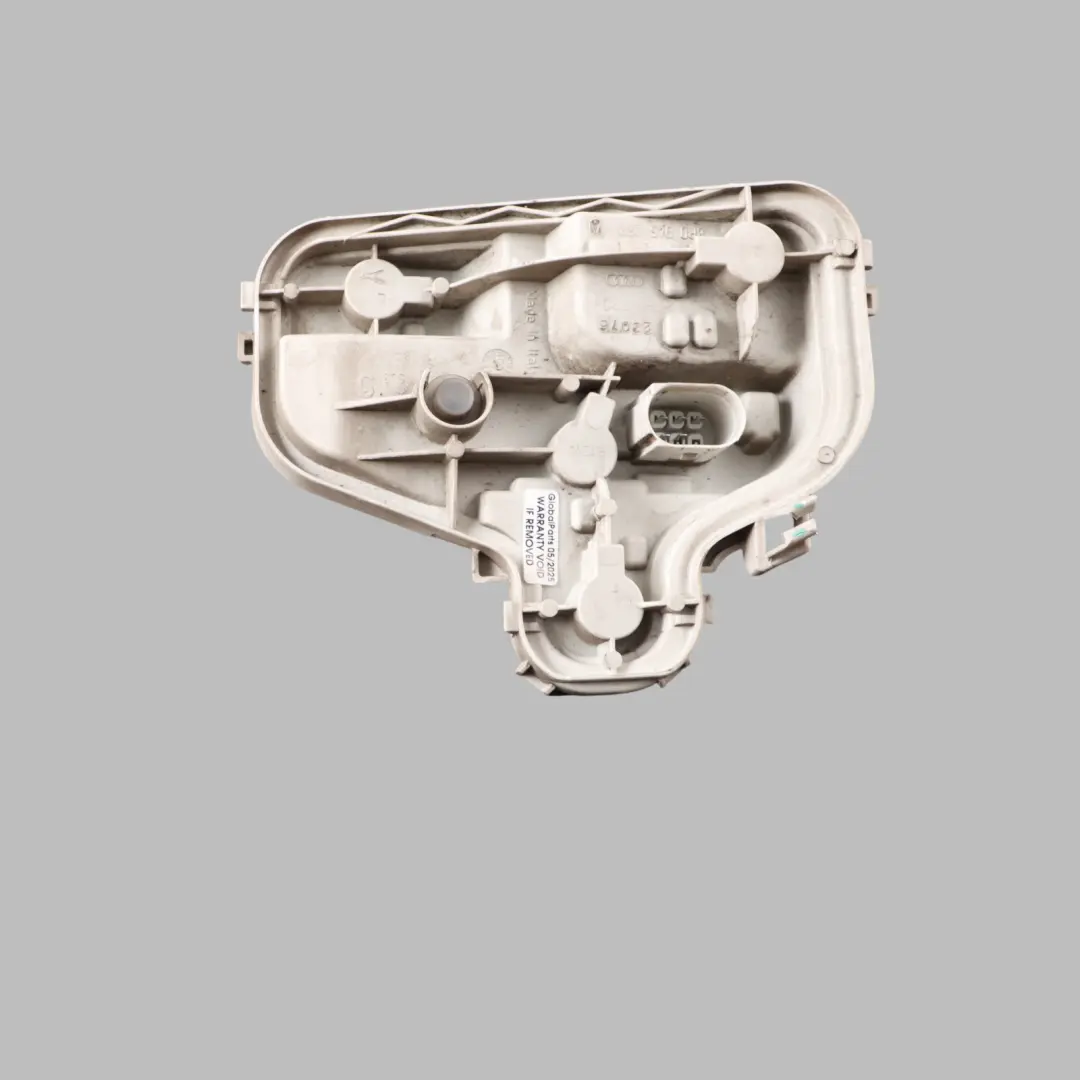 Inner Bulb Holder Socket Tail Gate Right N/S to Audi A3 8P Rear with Part number 8P0945258A Audi A3 8P Rear Inner Bulb Holder Socket Tail Gate Right N/S - SKU 8P0945258A - Part number 8P0945258A