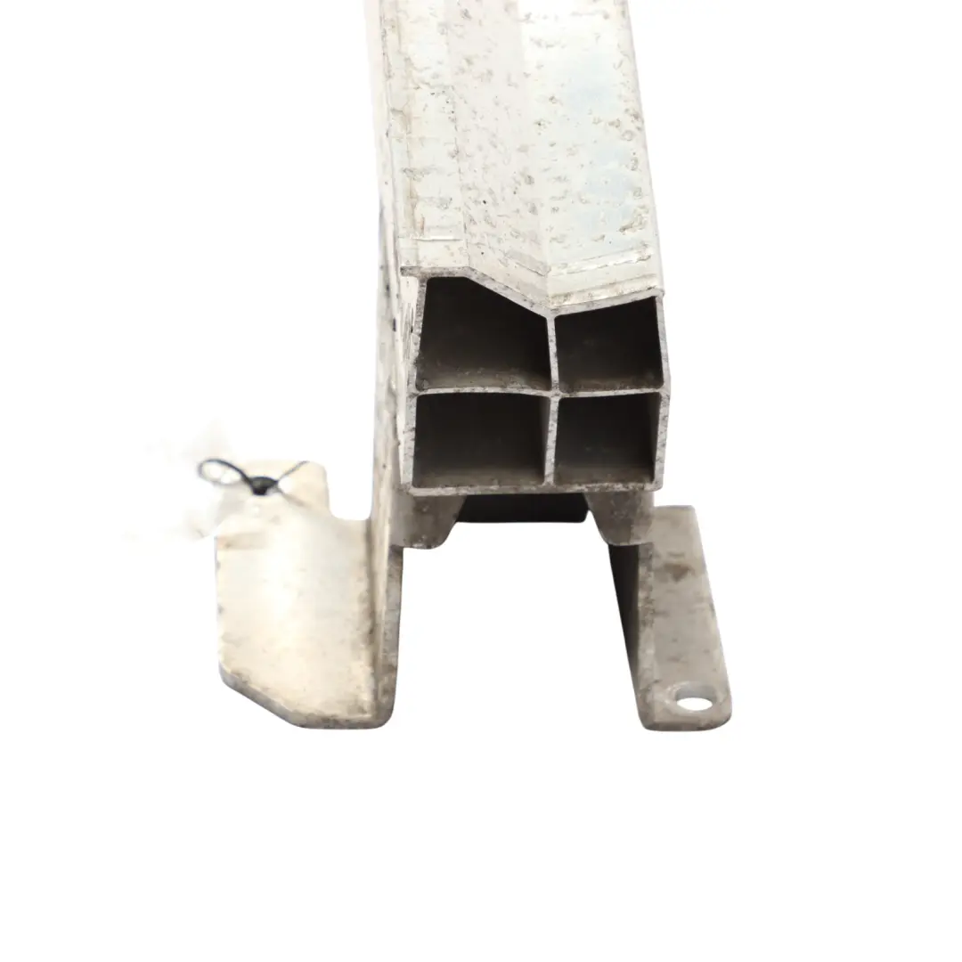 Audi A3 8P Barre de renfort arrière pour pare-chocs - SKU 8P4807309B - Numéro de pièce 8P4807309B