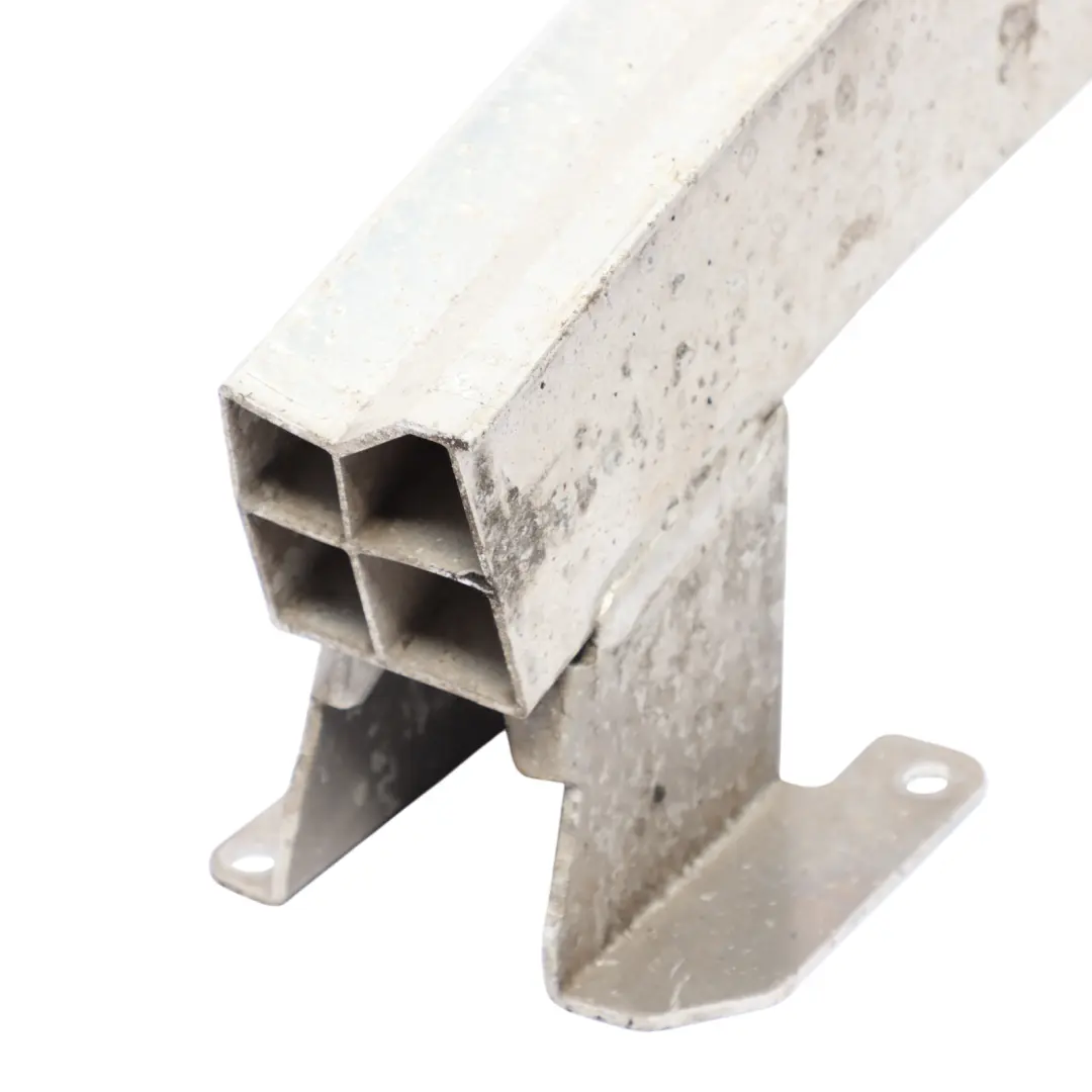 Rinforzo paraurti posteriore Crash Bar Slam Beam per Audi A3 8P con numero di parte 8P4807309B Audi A3 8P Rinforzo paraurti posteriore Crash Bar Slam Beam - SKU 8P4807309B - Numero di parte 8P4807309B