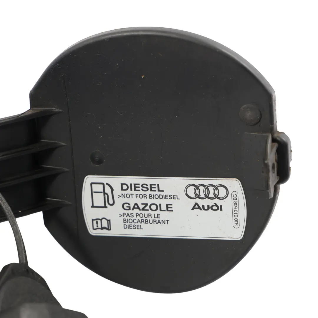 Klapka Pokrywa Wlew Paliwa Diesel do Audi A3 8P o numerze 8P4809999D Audi A3 8P Klapka Pokrywa Wlew Paliwa Diesel - SKU 8P4809999D - Numer Części 8P4809999D