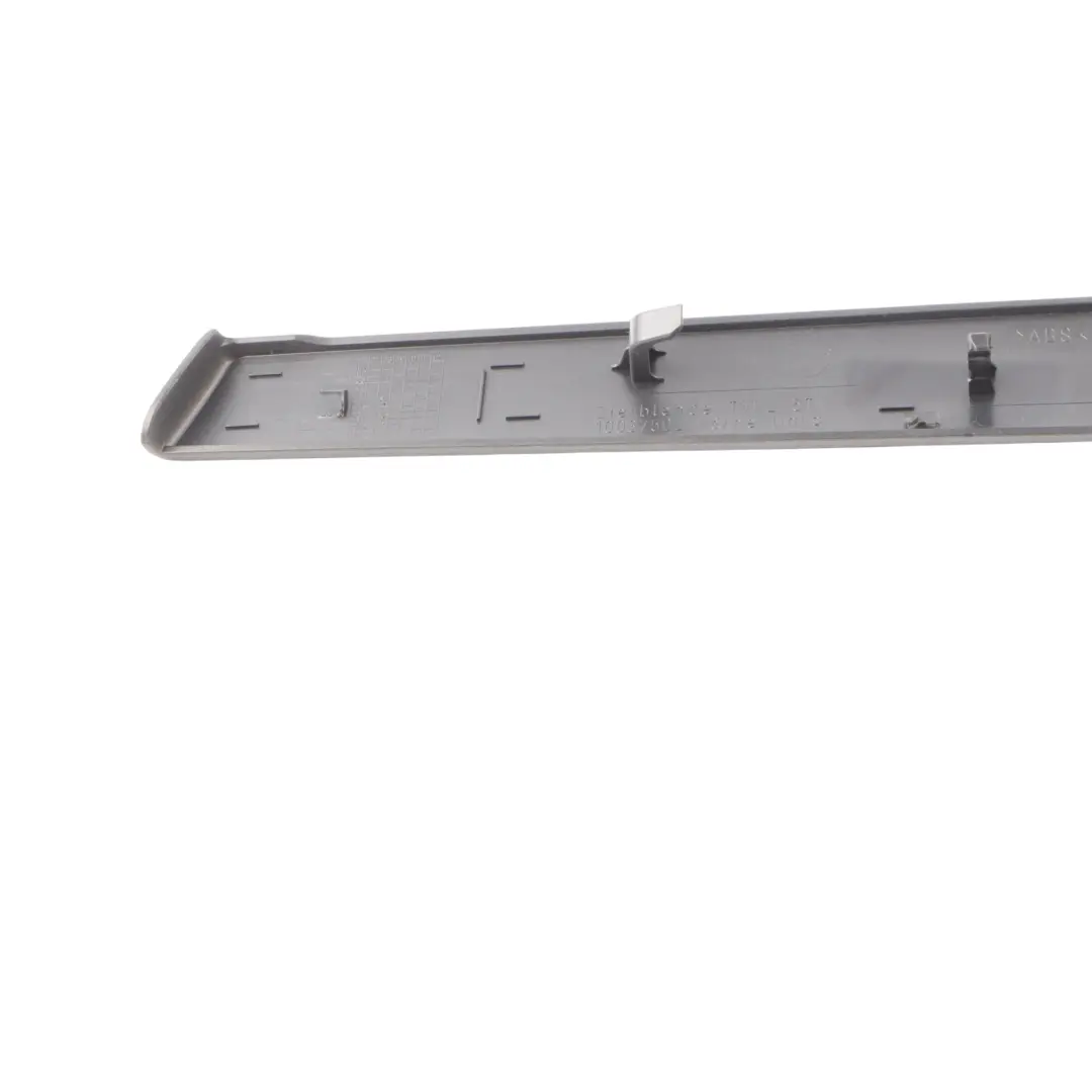 Interior Puerta Tapa Tira Delantera Izquierda para Audi A3 S3 8P con número de pieza 8P4867409G Audi A3 S3 8P Interior Puerta Tapa Tira Delantera Izquierda - SKU 8P4867409G - Número de pieza 8P4867409G