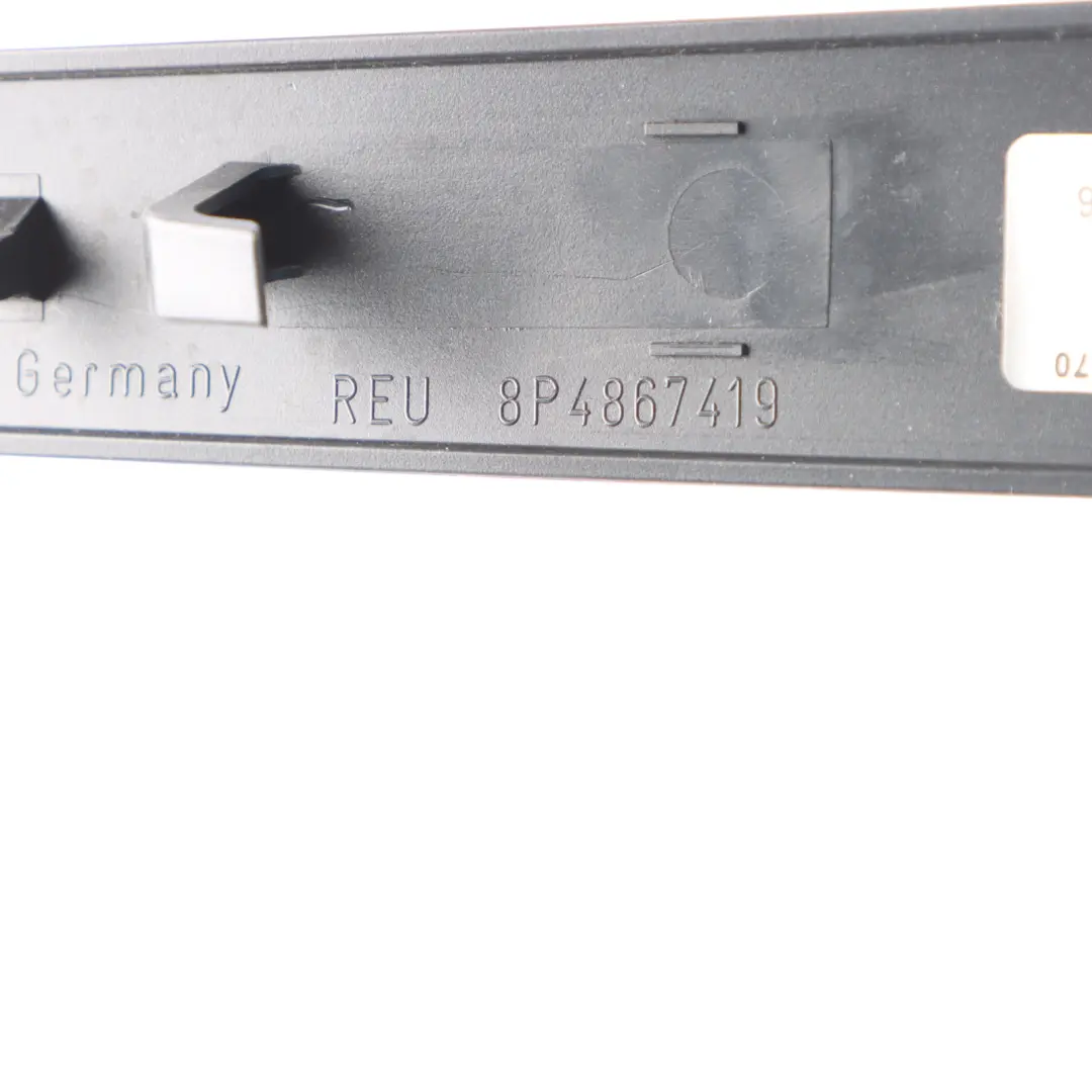 Interior Puerta Cubre Tira Trasera Izquierda para Audi A3 S3 8P con número de pieza 8P4867419G Audi A3 S3 8P Interior Puerta Cubre Tira Trasera Izquierda - SKU 8P4867419G - Número de pieza 8P4867419G