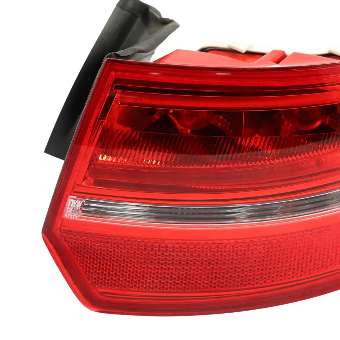 Trasera Derecha Luz Trasera Tapa Maletero Portón Exterior para Audi A3 8P con número de pieza 8P4945096E Audi A3 8P Trasera Derecha Luz Trasera Tapa Maletero Portón Exterior - SKU 8P4945096E-3 - Número de pieza 8P4945096E