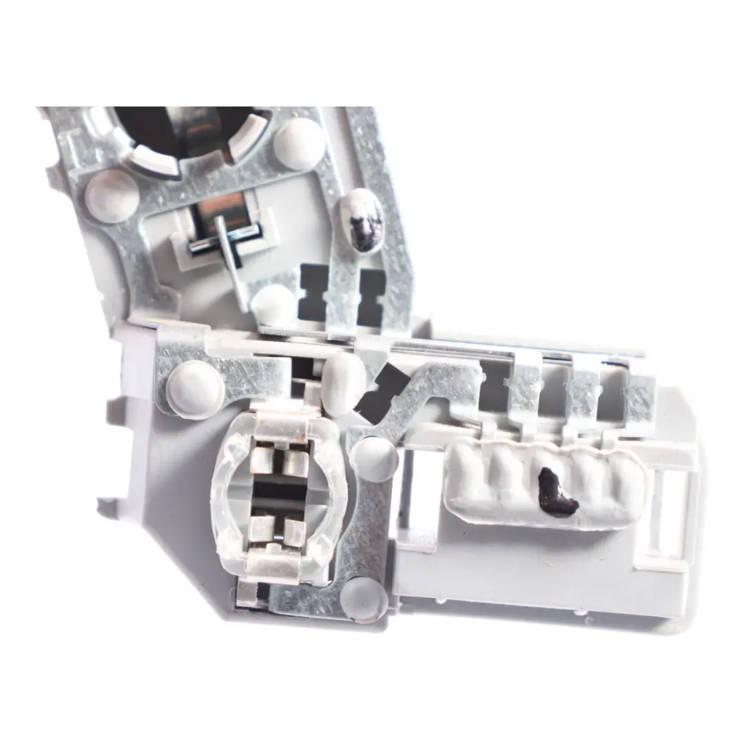  Lampenfassung Audi A3 S3 8P Hinten Innen Links Fassung Heckklappe - SKU 8P4945257C - Teilenummer 8P4945257C
