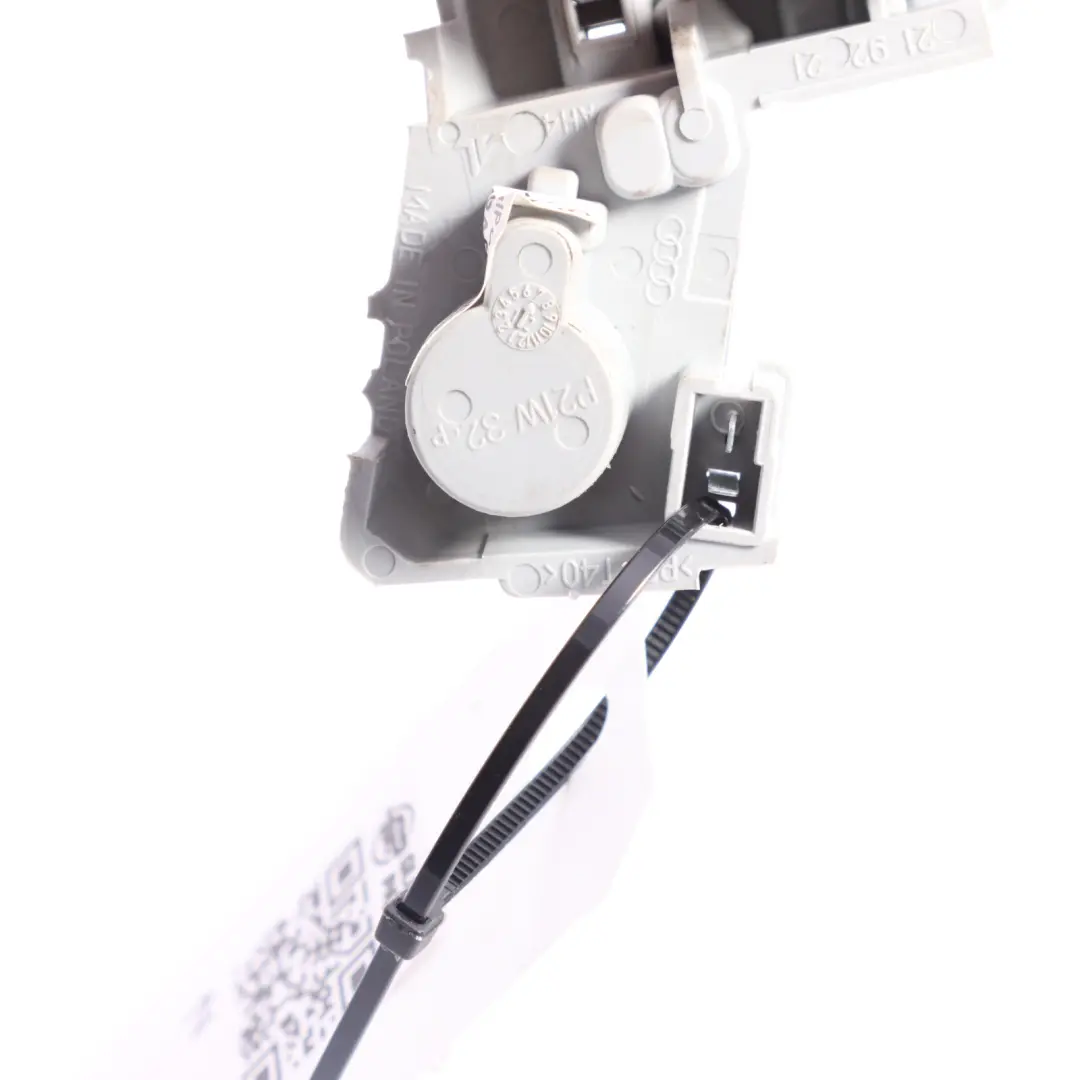 Bulb Holder Audi A3 S3 8P Rear Inner Left N/S Socket Tailgate to with Part number 8P4945257C Bulb Holder Audi A3 S3 8P Rear Inner Left N/S Socket Tailgate - SKU 8P4945257C - Part number 8P4945257C