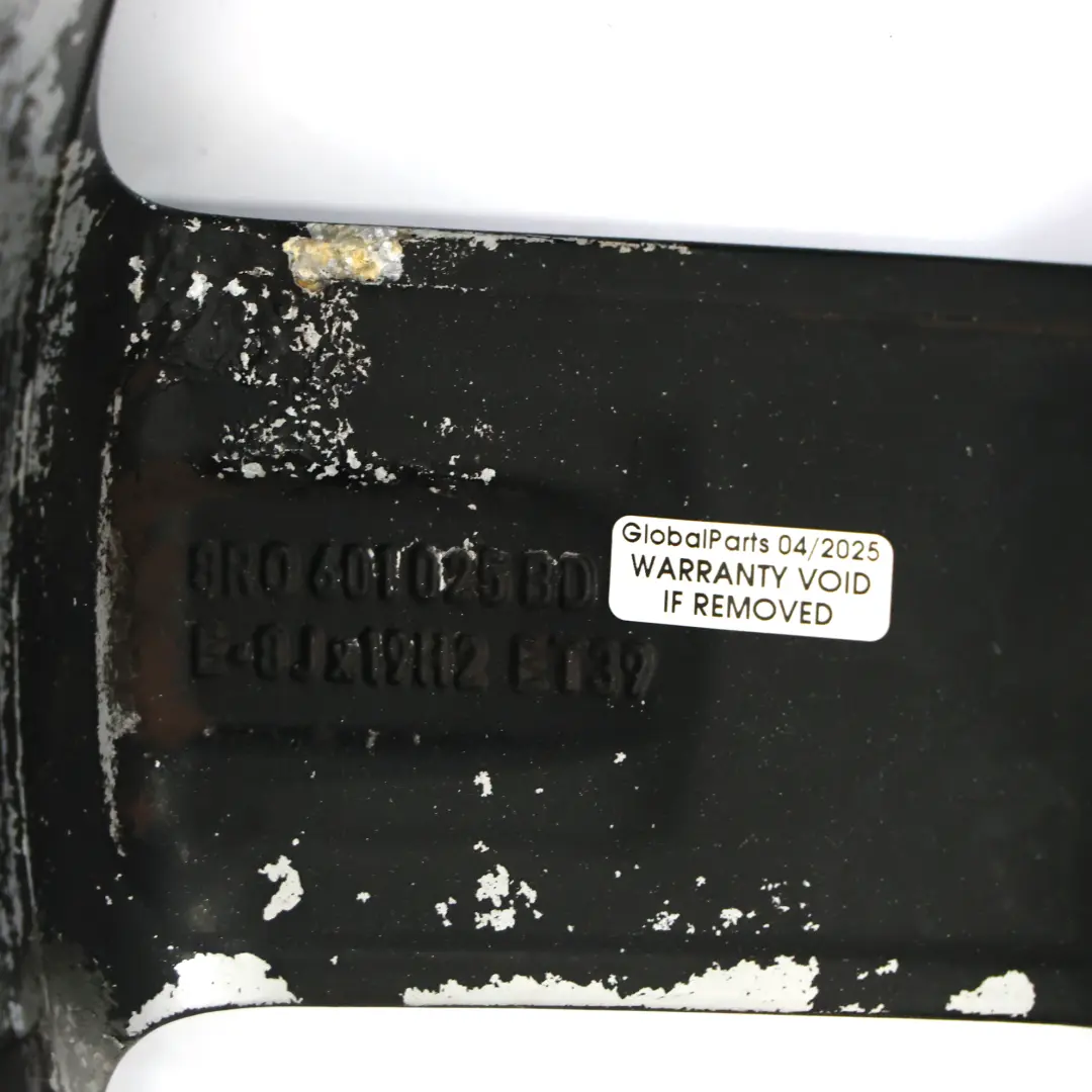 Jante Alliage Grise 19" 8J ET:39 À Rayons Étoilés pour Audi Q5 8R à propos du numéro de pièce 8R0601025BD Audi Q5 8R Jante Alliage Grise 19" 8J ET:39 À Rayons Étoilés - SKU 8R0601025BD-1 - Numéro de pièce 8R0601025BD