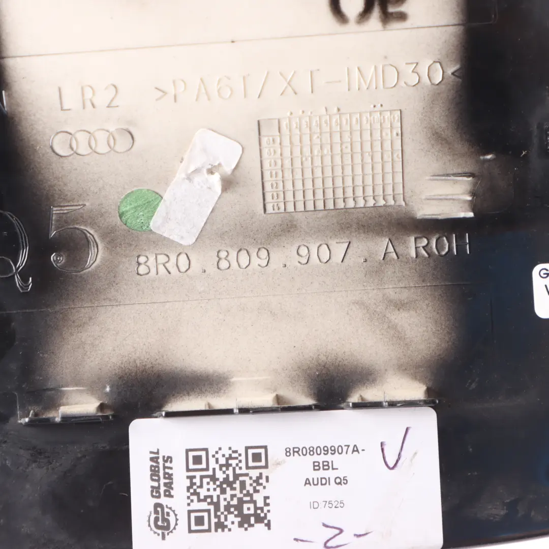 Filler Cover Fill in Flap Cap Brilliant Black Metallic - Y9B to Audi Q5 8R Fuel with Part number 8R0809907A Audi Q5 8R Fuel Filler Cover Fill in Flap Cap Brilliant Black Metallic - Y9B - SKU 8R0809907A-BBL - Part number 8R0809907A