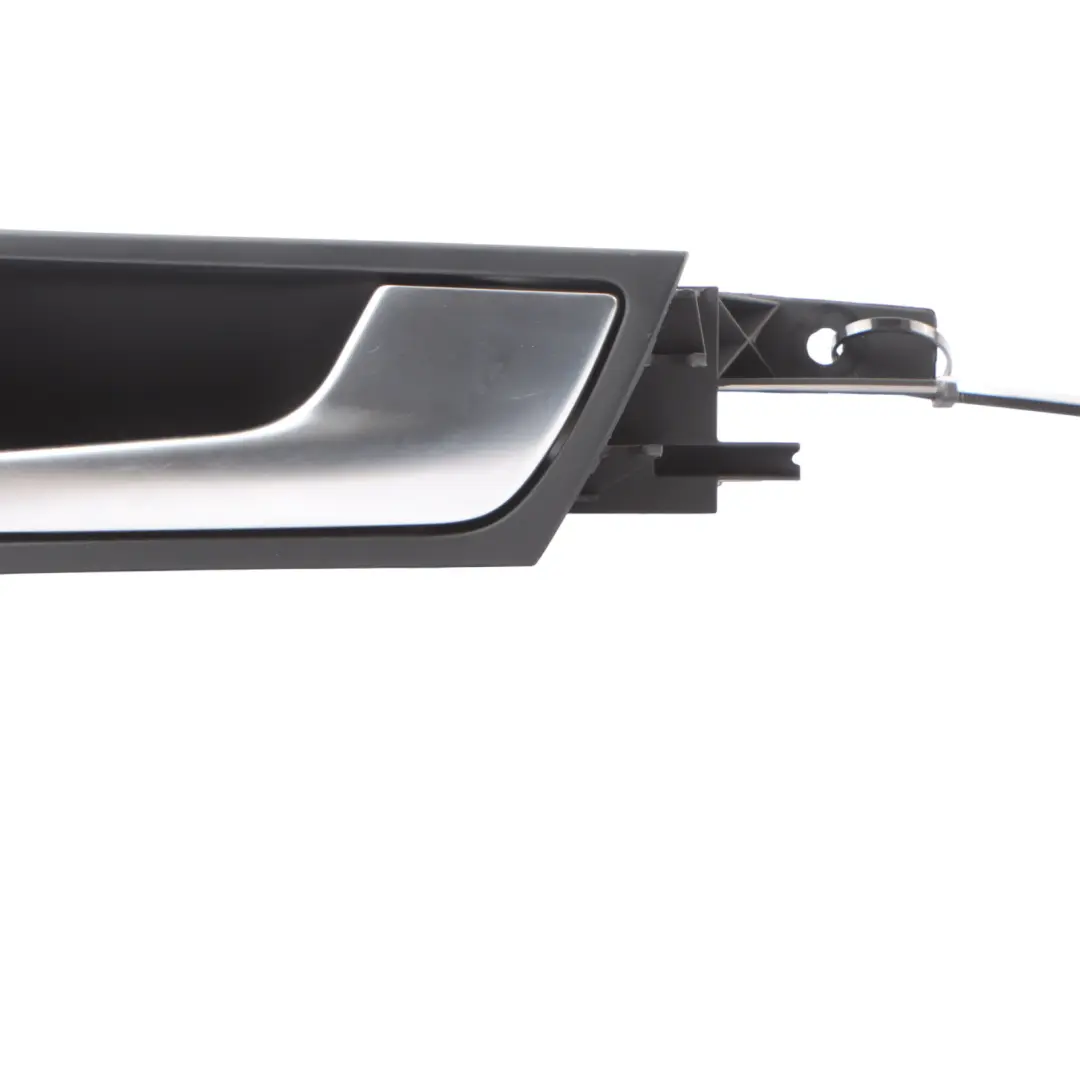 Maniglia Interna Apertura Porta Posteriore Destra per Audi Q5 8R con numero di parte 8R0839020 Audi Q5 8R Maniglia Interna Apertura Porta Posteriore Destra - SKU 8R0839020 - Numero di parte 8R0839020