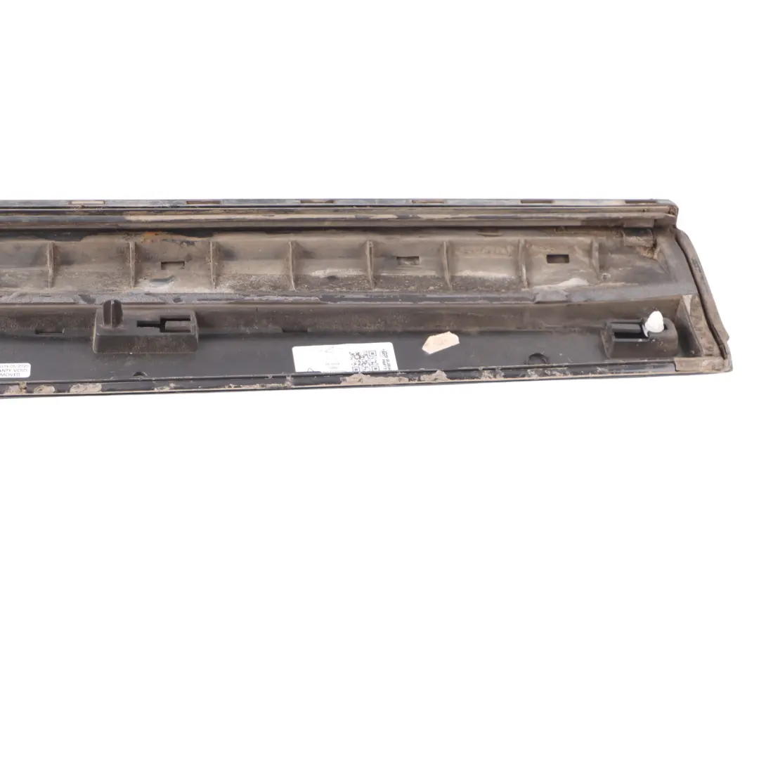 Door Trim Strip Rear Right O/S Brilliant Black Metallic - Y9B to Audi Q5 8R with Part number 8R0853970E Audi Q5 8R Door Trim Strip Rear Right O/S Brilliant Black Metallic - Y9B - SKU 8R0853970E-BBL - Part number 8R0853970E