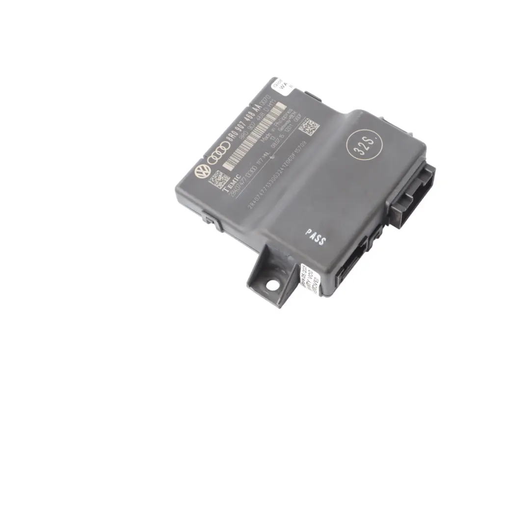 Audi A5 8T 2.0 TDI Gateway Control Module Unit ECU - SKU 8R0907468AA - Part number 8R0907468AA