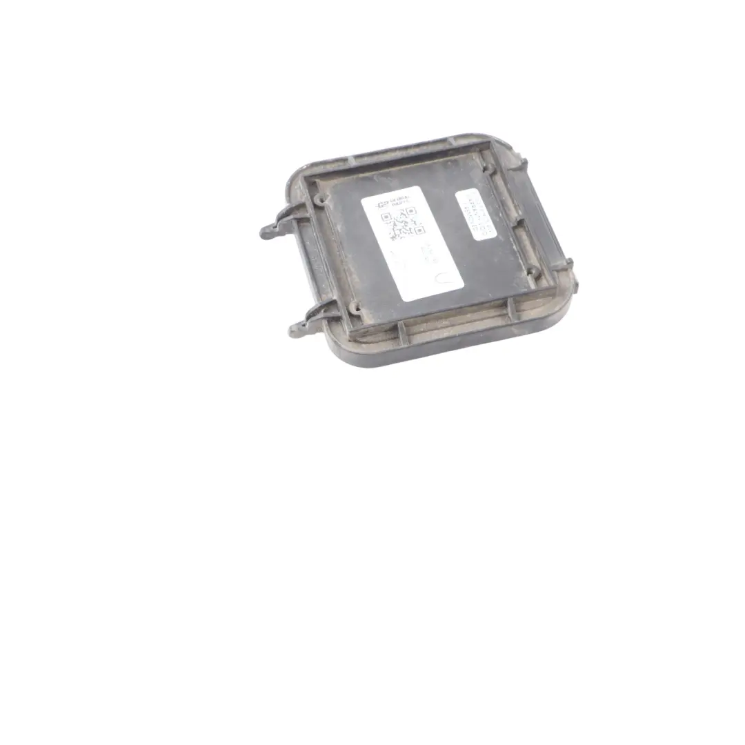 Tapa Embellecedora De La Tapa Del Faro Delantero para Audi Q5 8R con número de pieza 8R0941159 Audi Q5 8R Tapa Embellecedora De La Tapa Del Faro Delantero - SKU 8R0941159 - Número de pieza 8R0941159