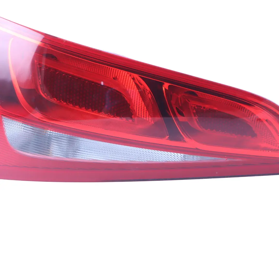Sportback Q5 8R Fanale Posteriore Portellone Bagagliaio Sinistro per Audi con numero di parte 8R0945093 Audi Sportback Q5 8R Fanale Posteriore Portellone Bagagliaio Sinistro - SKU 8R0945093 - Numero di parte 8R0945093