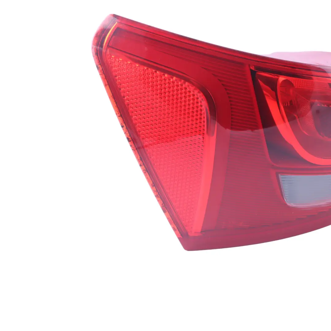 Sportback Q5 8R Fanale Posteriore Portellone Bagagliaio Sinistro per Audi con numero di parte 8R0945093 Audi Sportback Q5 8R Fanale Posteriore Portellone Bagagliaio Sinistro - SKU 8R0945093 - Numero di parte 8R0945093