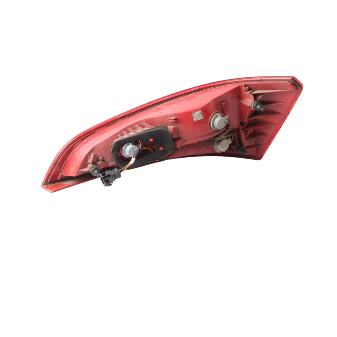 Sportback Q5 8R Luz Trasera Maletero Portón Trasero Izquierda para Audi con número de pieza 8R0945093 Audi Sportback Q5 8R Luz Trasera Maletero Portón Trasero Izquierda - SKU 8R0945093 - Número de pieza 8R0945093